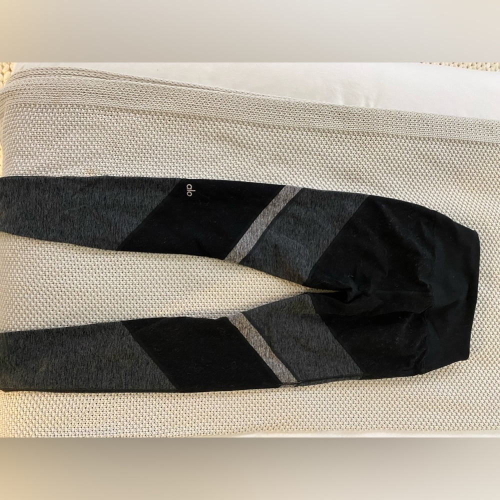 Alo yoga alo soft leggings